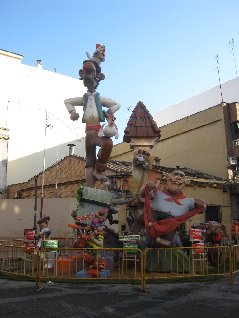 Totfalles: Plaza de Luís Cano 